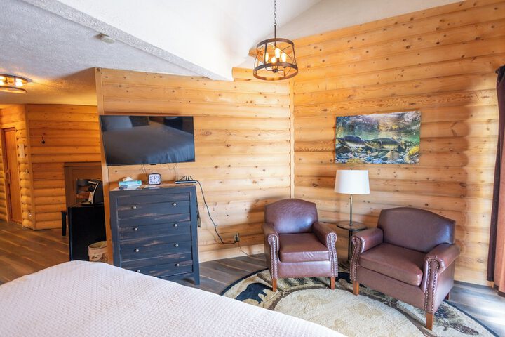Room 53 of 153