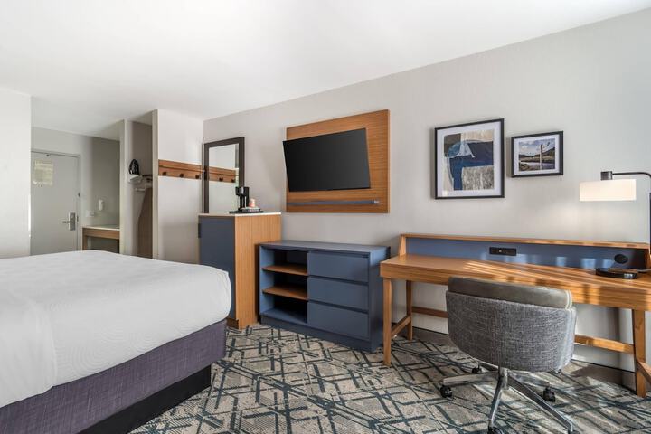 Country Inn & Suites by Radisson Shelby, NC