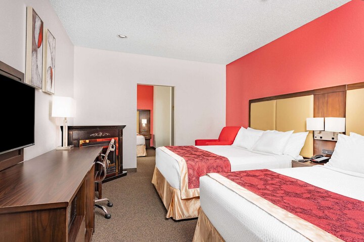 Ramada by Wyndham Keystone Near Mt. Rushmore