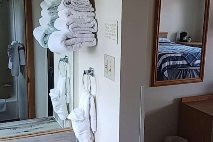 Room 62 of 114