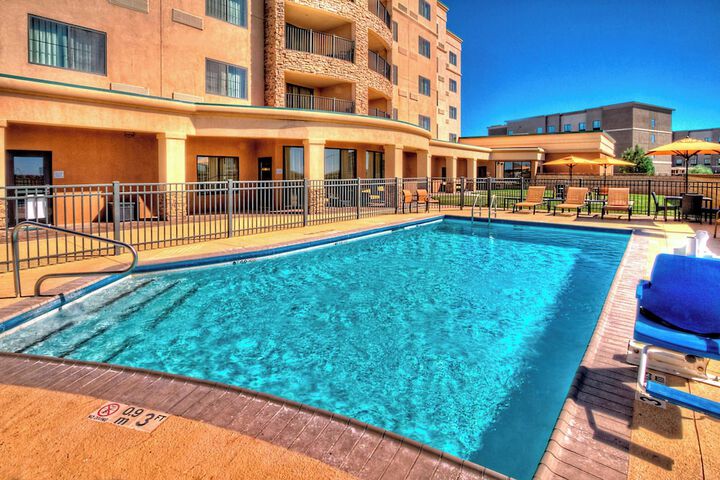 Pool 4 of 30