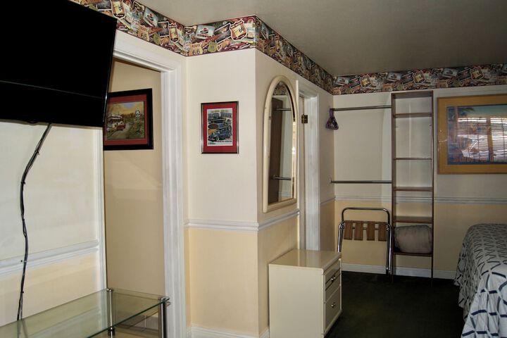 Room 57 of 65