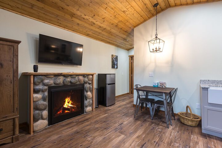 Woodland Inns