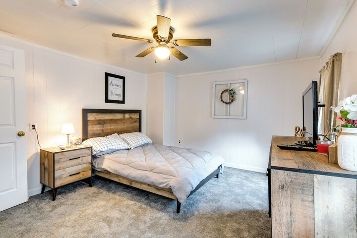 Steps to Crystal Lake: Spacious Retreat w / Views