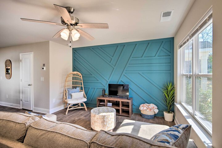 Greer Getaway w / Smart TV 1 Mi to Dtwn!