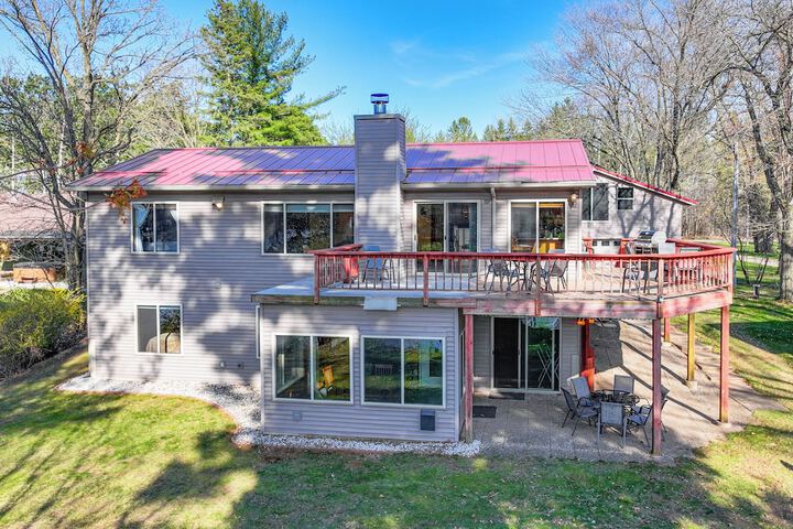 Lake Wissota Home w / Private Dock + Fire Pit!