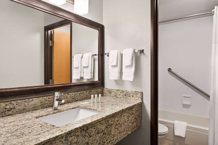 AmericInn by Wyndham Bemidji