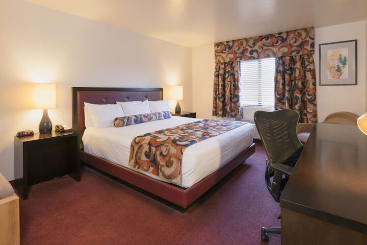 Room 25 of 54