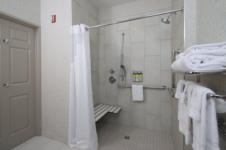 Room 19 of 41