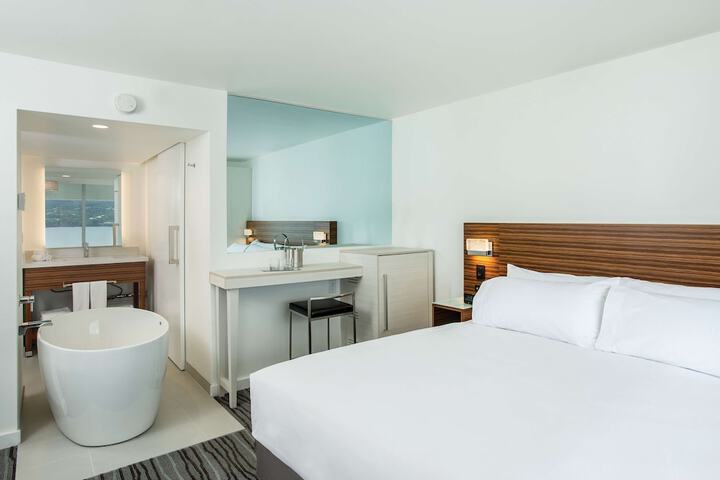 Grand Naniloa Hotel Hilo - a Doubletree by Hilton
