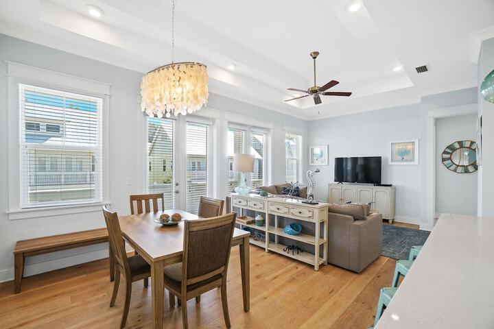 Prominence on 30A by Panhandle Getaways