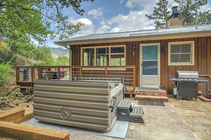 Adventure Cabin
