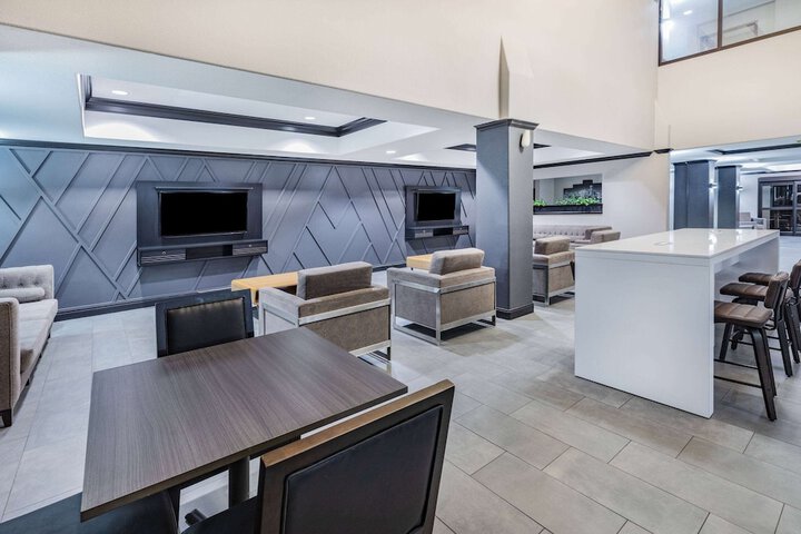 Hotel Interior 4 of 42