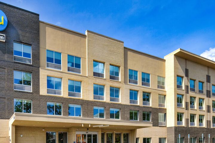 Tru by Hilton Raleigh Durham Airport