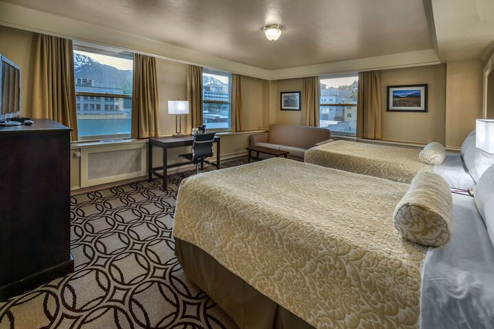 Baranof Downtown BW Signature Collection
