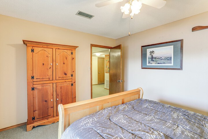 Waterfront Cherokee Village Home w / Private Dock!