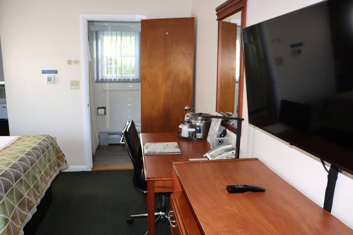 Maple Terrace Motel