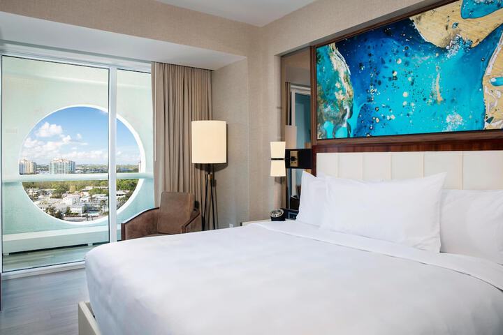 Conrad Fort Lauderdale Beach