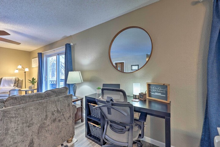 Bella Vista Home w / Deck + Trails: on Golf Course!