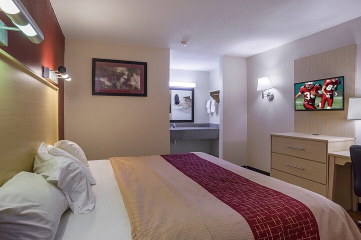 Room 11 of 31