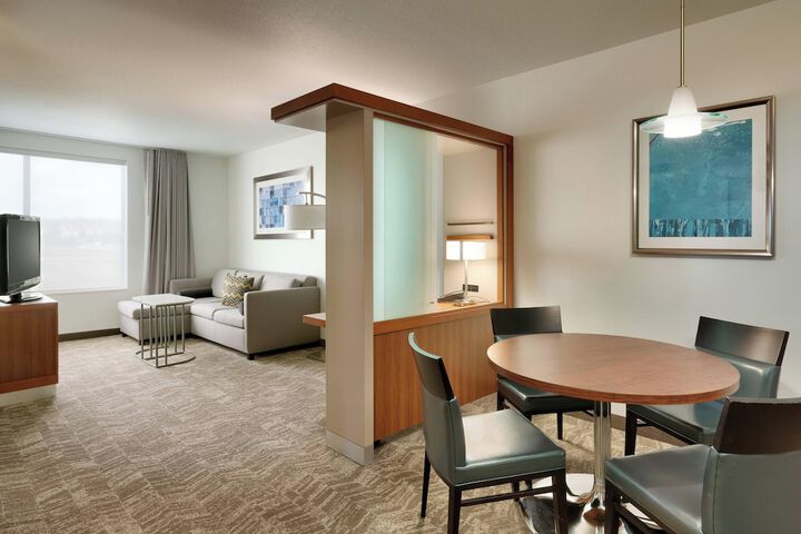Room 15 of 28