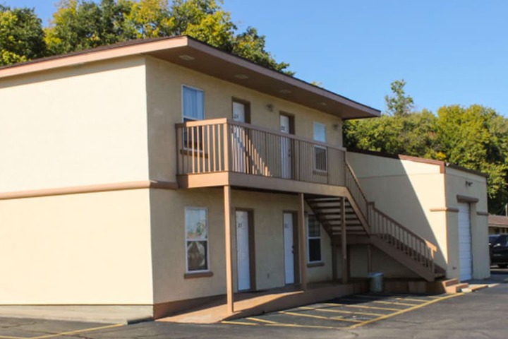 Hotel 2 of 27