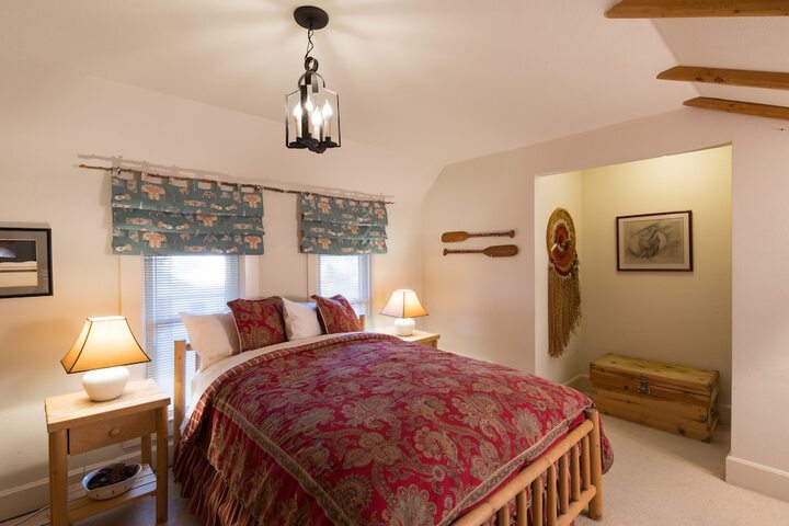 Room 28 of 49