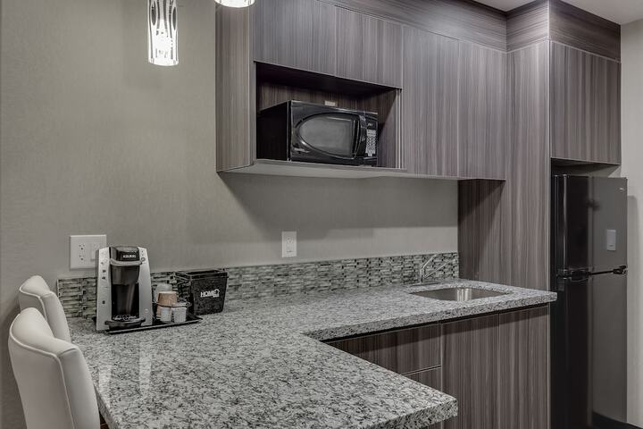 Home Inn & Suites Saskatoon South