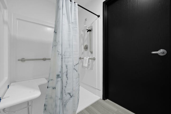 Room 21 of 31
