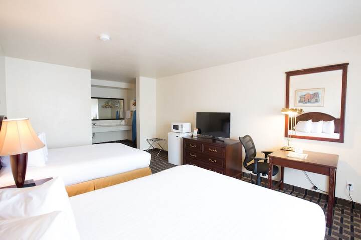 Room 28 of 52