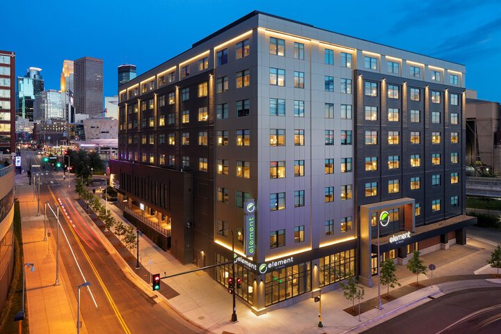 Hotel 4 of 36
