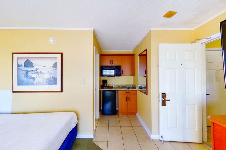 Room 75 of 106