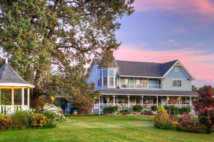 Blue Mountain Mist Country Inn & Spa