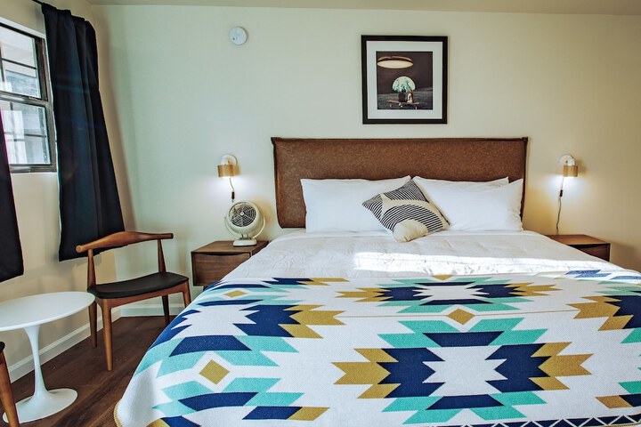 Room 22 of 42