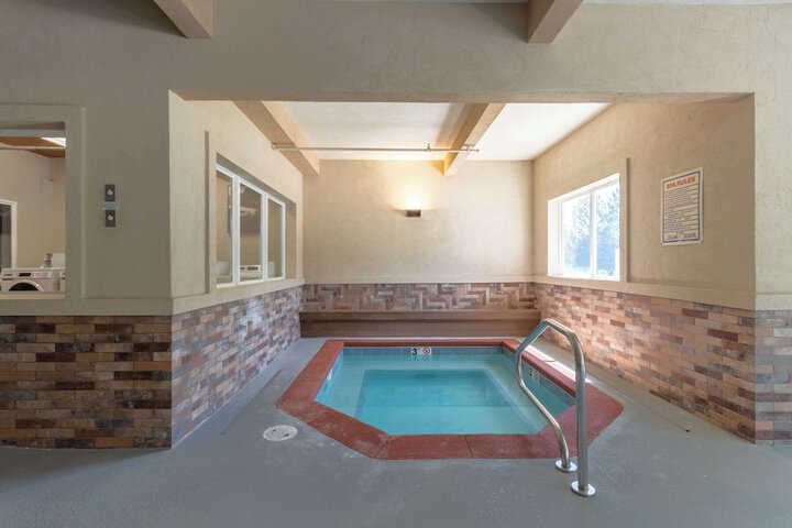 Pool 9 of 49