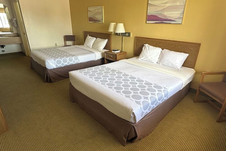 Rodeway Inn Copper Stay Benson AZ I-10 Exit 304