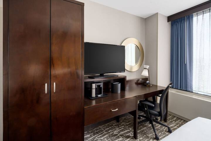 Room 15 of 49
