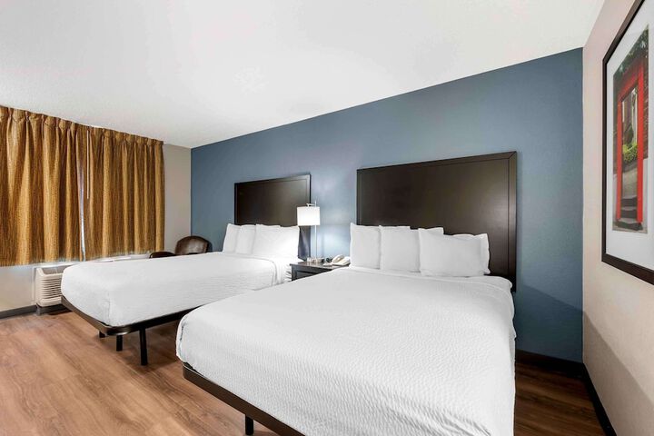 Room 18 of 25