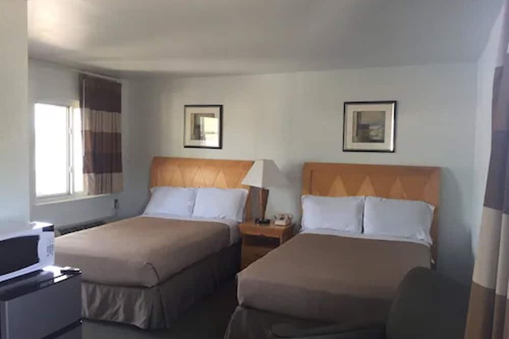 Room 72 of 88