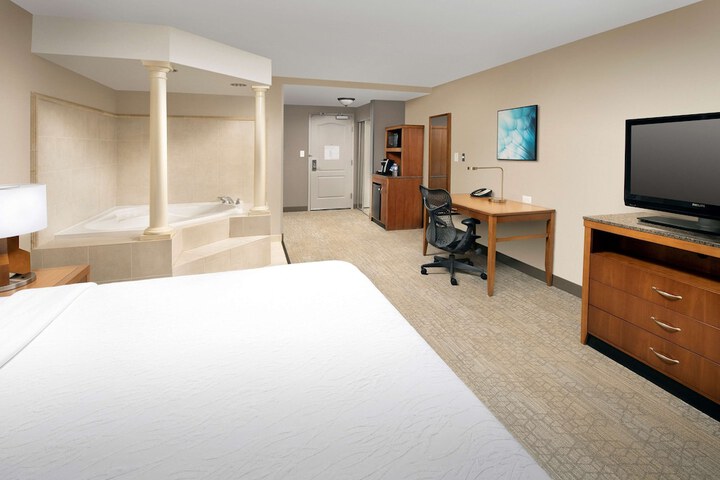 Room 22 of 33