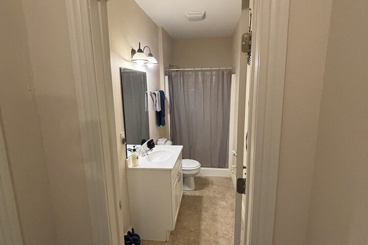 Hermann Crown Suites