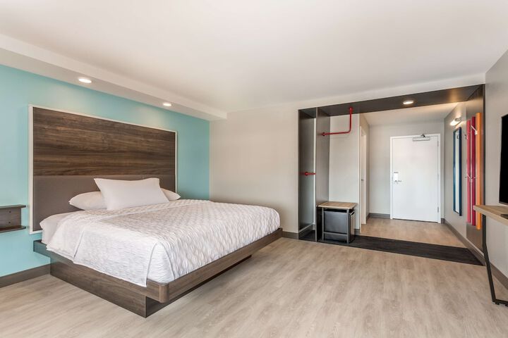 Room 22 of 36