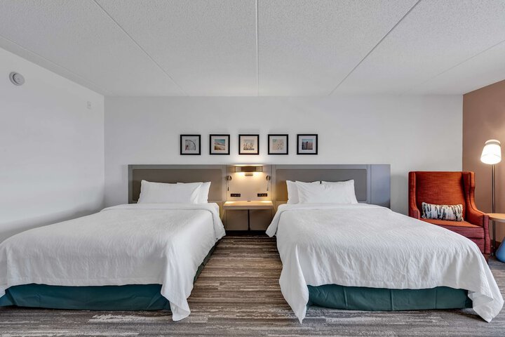 Room 28 of 44