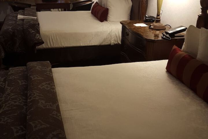 Best Western Plus Dockside Waterfront Inn