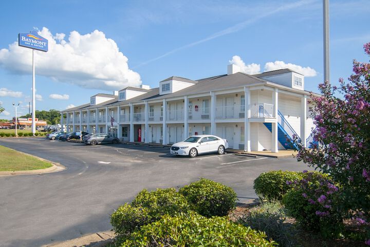Hotel 2 of 32