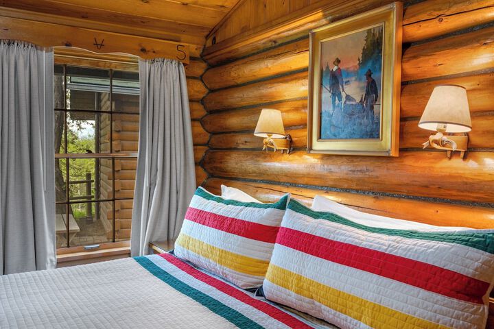 El Western Cabins & Lodges