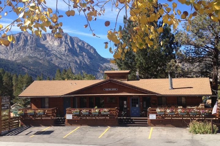 June Lake Villager