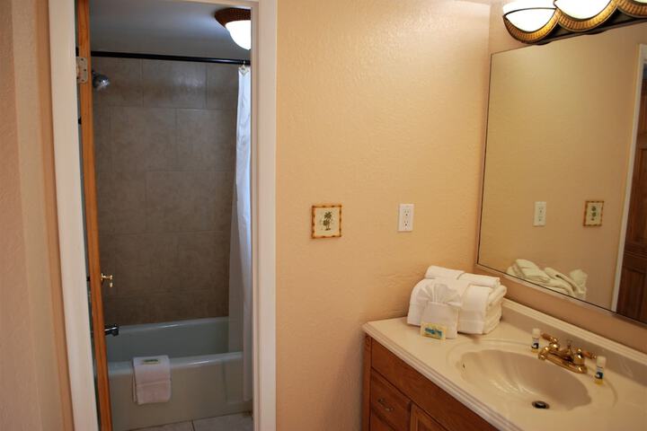 Room 18 of 32