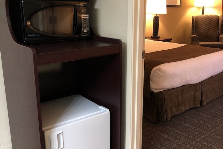 Room 10 of 36