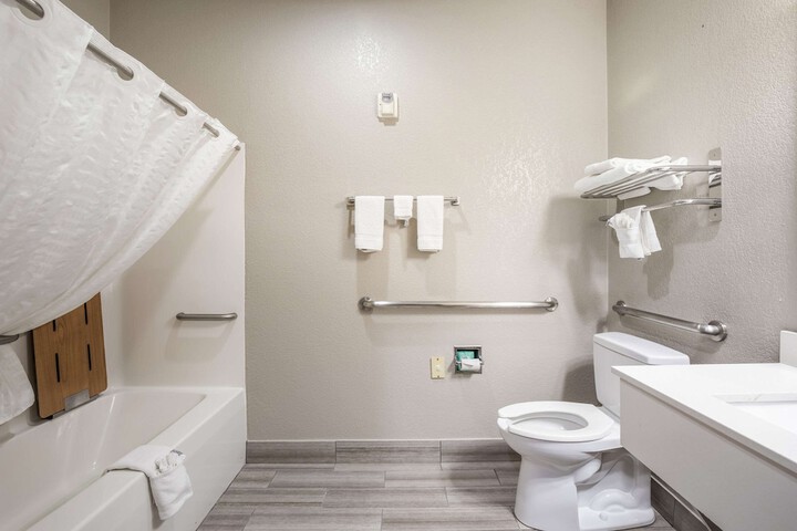 Room 21 of 41